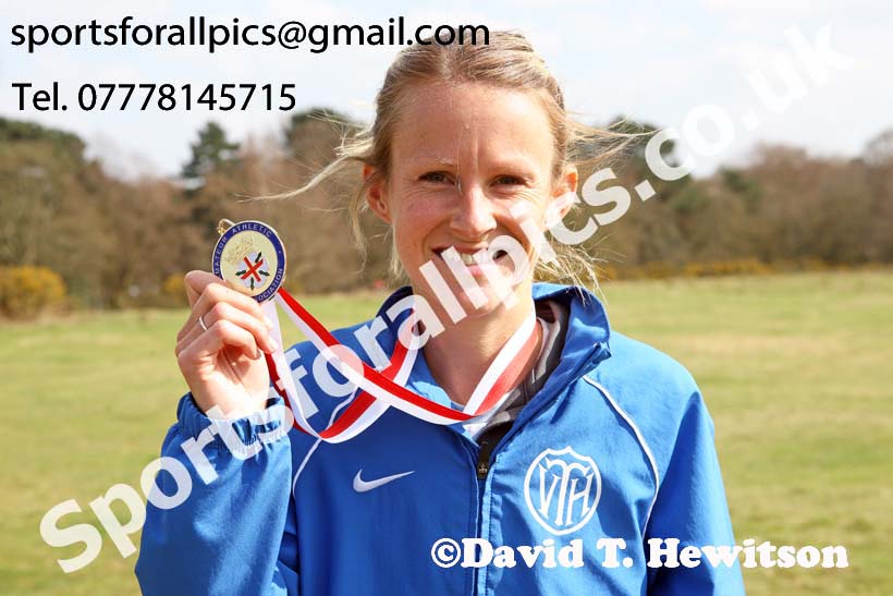 Senior womens 6 Stage Relay, ERRA 12 and 6 Stage Relays, Sutton Coldfield. Photo: David T. Hewitson/Sports for All Pics